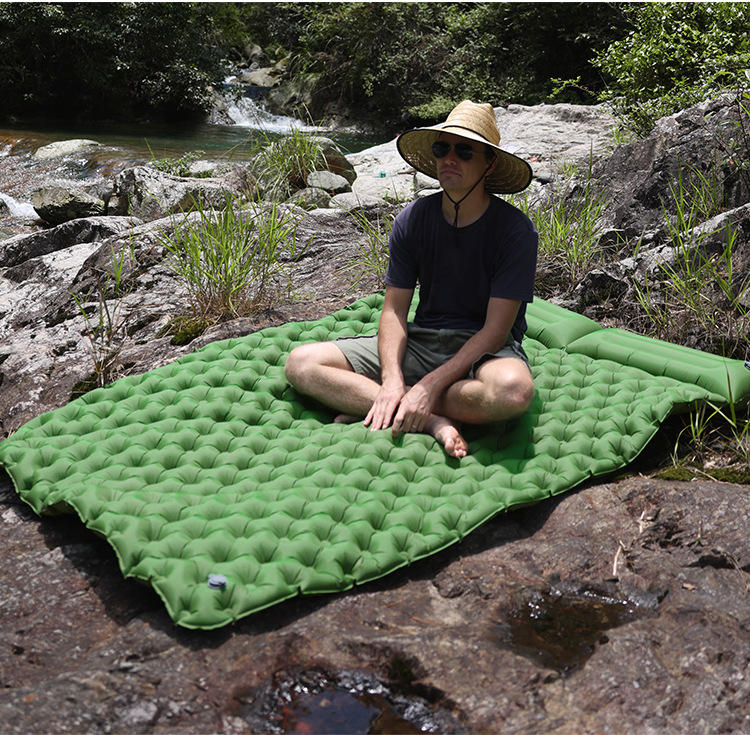 How to Store a Self-Inflating Sleeping Pad？